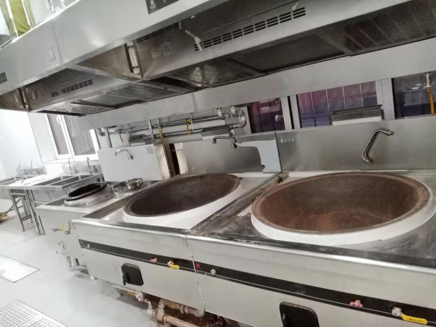 商用廚房設備有哪些設備？和家用的廚房設備有何區別？
